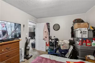 21 Hunter St, Thomasville, NC 27360 - Photo 20