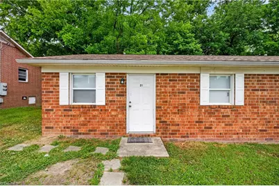 21 Hunter Street, Thomasville, NC 27360 - Photo 4