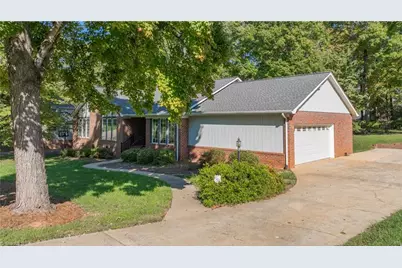 671 Brown Trail, Asheboro, NC 27203 - Photo 8