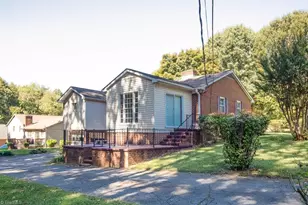 2420 Kingsgate Dr, Winston-Salem, NC 27101 - Photo 24