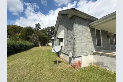 1421 South Avenue, Eden, NC 27288 - Photo 2
