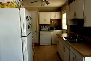 1612 Brockett Ave, High Point, NC 27260 - Photo 6