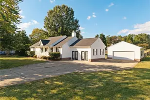 100 Prima Dr, Greensboro, NC 27455 - Photo 2