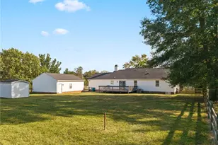 100 Prima Dr, Greensboro, NC 27455 - Photo 32