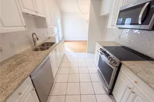 906 Lunar Dr, Archdale, NC 27263 - Photo 2