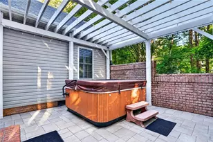 7806 French Dr, Browns Summit, NC 27214 - Photo 4