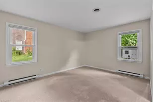 5002 Carolwood Dr, Greensboro, NC 27407 - Photo 10