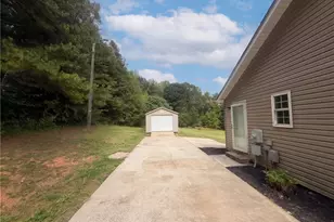 1415 Faith Meadows Ln, Asheboro, NC 27205 - Photo 30