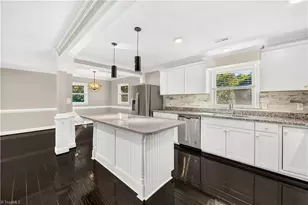 5528 Mauldin Dr, High Point, NC 27263 - Photo 10