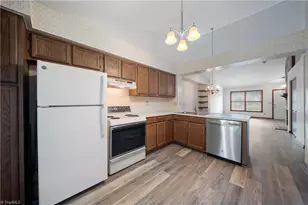 236 Tabor View Ln, Winston-Salem, NC 27106 - Photo 10