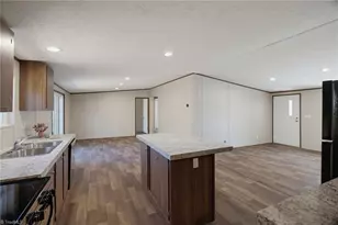 209 River St, East Bend, NC 27018 - Photo 10