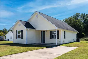 1116 Spence Ct, Burlington, NC 27217 - Photo 1
