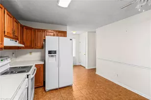 415 Davie Ave, Winston-Salem, NC 27127 - Photo 14