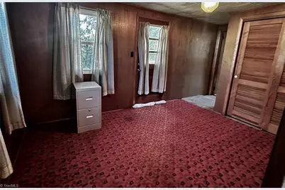 107 Dillon Street, Winston-Salem, NC 27107 - Photo 16