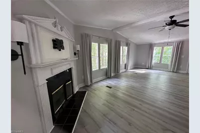 6610 Edgeworth Trail, Pfafftown, NC 27040 - Photo 4