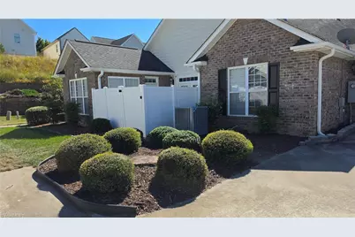 2427 Cross Vine Lane, Winston-Salem, NC 27103 - Photo 2