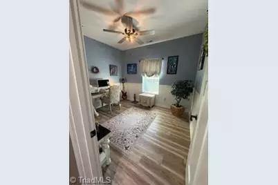110 N Pineland Avenue, Jonesville, NC 28642 - Photo 18