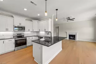 212 Cool Run, Lexington, NC 27295 - Photo 14
