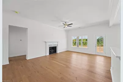 232 Cool Run, Lexington, NC 27295 - Photo 6