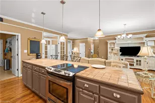 188 White Oak Rd, Thomasville, NC 27360 - Photo 12