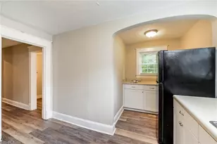 633 Wesley Dr, High Point, NC 27260 - Photo 6