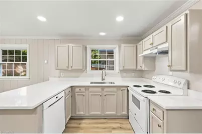 1400 Oak Street, Greensboro, NC 27403 - Photo 14