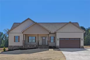 180 Mayo River Meadows Dr, Stoneville, NC 27048 - Photo 2