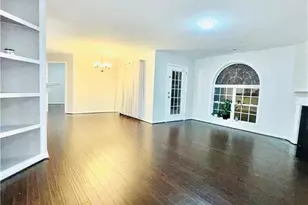 4325 Cedarcroft Ct, Greensboro, NC 27409 - Photo 6