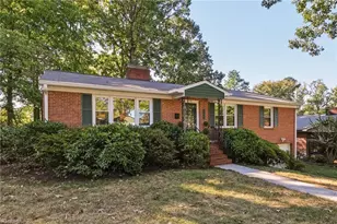 2716 Patricia Ln, Winston-Salem, NC 27103 - Photo 2