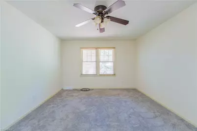 605 Greenvine Circle, Winston-Salem, NC 27103 - Photo 12