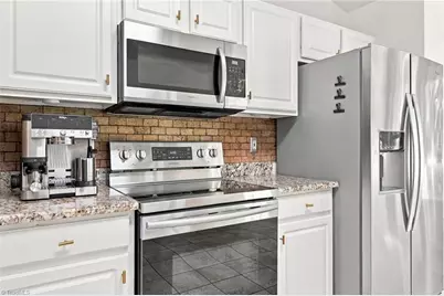 3339 Cherrybrook Drive, Jamestown, NC 27282 - Photo 20
