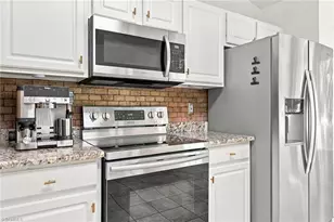 3339 Cherrybrook Dr, Jamestown, NC 27282 - Photo 20