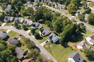 3339 Cherrybrook Dr, Jamestown, NC 27282 - Photo 38