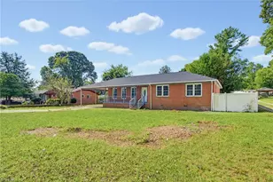 1416 Lynwood Terrace, High Point, NC 27265 - Photo 2