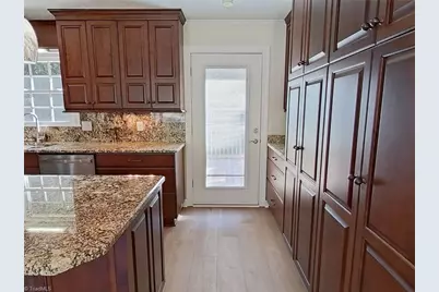 261 Dudley Avenue, Mount Airy, NC 27030 - Photo 10