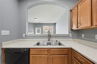 45 Ledgerstone Ln, Greensboro, NC 27407 - Photo 14