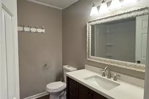 3402 Edgefield Rd, Greensboro, NC 27409 - Photo 10