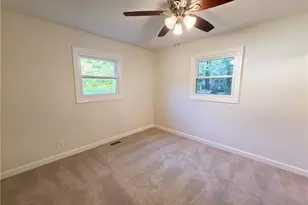 126 Vista Way Dr, Kernersville, NC 27284 - Photo 8