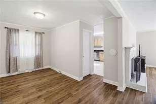 202 E 4th St, Lexington, NC 27292 - Photo 6