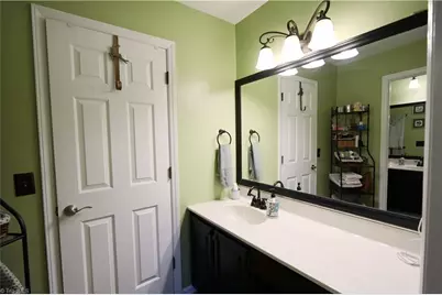 173 B Old Mill Road, High Point, NC 27265 - Photo 20
