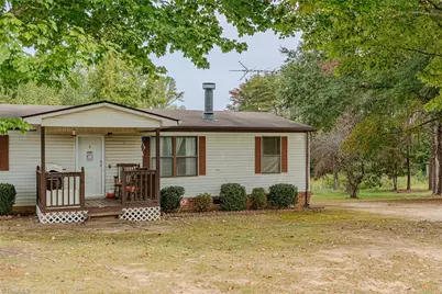 1429 Newnam Road, Pelham, NC 27311 - Photo 4