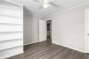 219 Matt Pl, Greensboro, NC 27405 - Photo 20