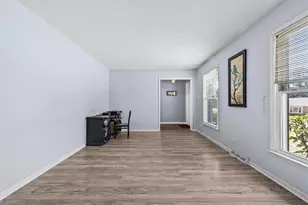 2507 Dumfries Rd, Greensboro, NC 27407 - Photo 4