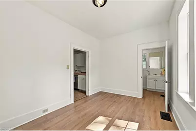 937 Hutton Street, Winston-Salem, NC 27101 - Photo 16