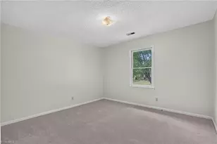 1001 Kings Arms Ct, High Point, NC 27262 - Photo 8