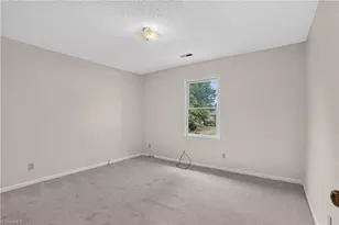 1001 Kings Arms Ct, High Point, NC 27262 - Photo 10