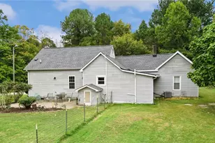 923 Bales Chapel Rd, Jamestown, NC 27282 - Photo 22
