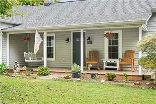 923 Bales Chapel Rd, Jamestown, NC 27282 - Photo 2