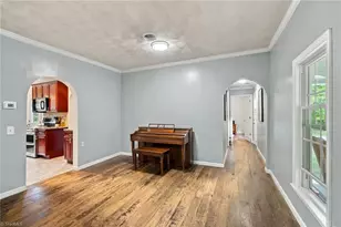 923 Bales Chapel Rd, Jamestown, NC 27282 - Photo 4