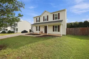 114 Florida Dr, Thomasville, NC 27360 - Photo 2